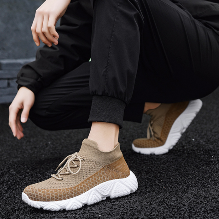 Tempo Lite Sneakers