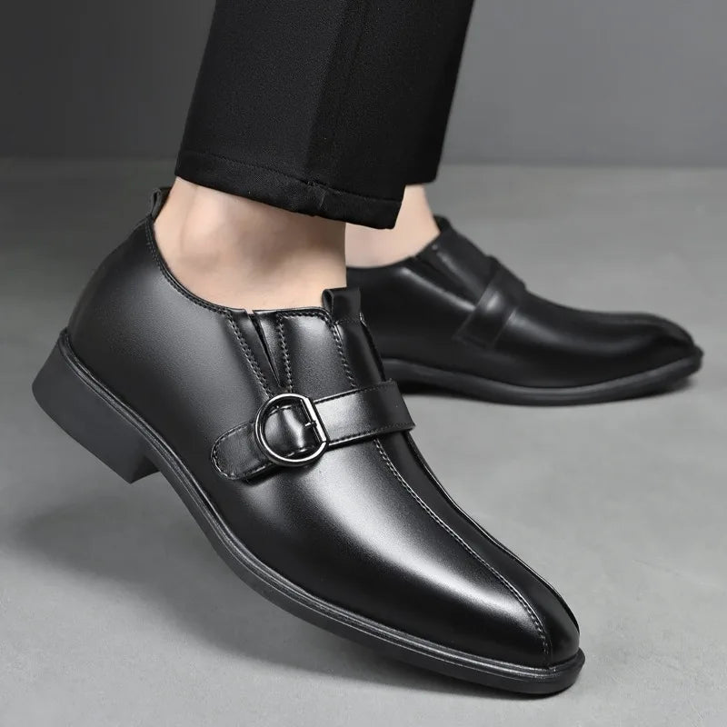 Veneto Leather Loafer