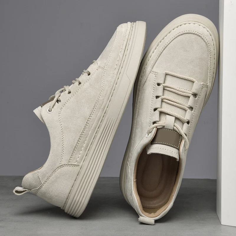 Giovanni Classic Suede Sneakers