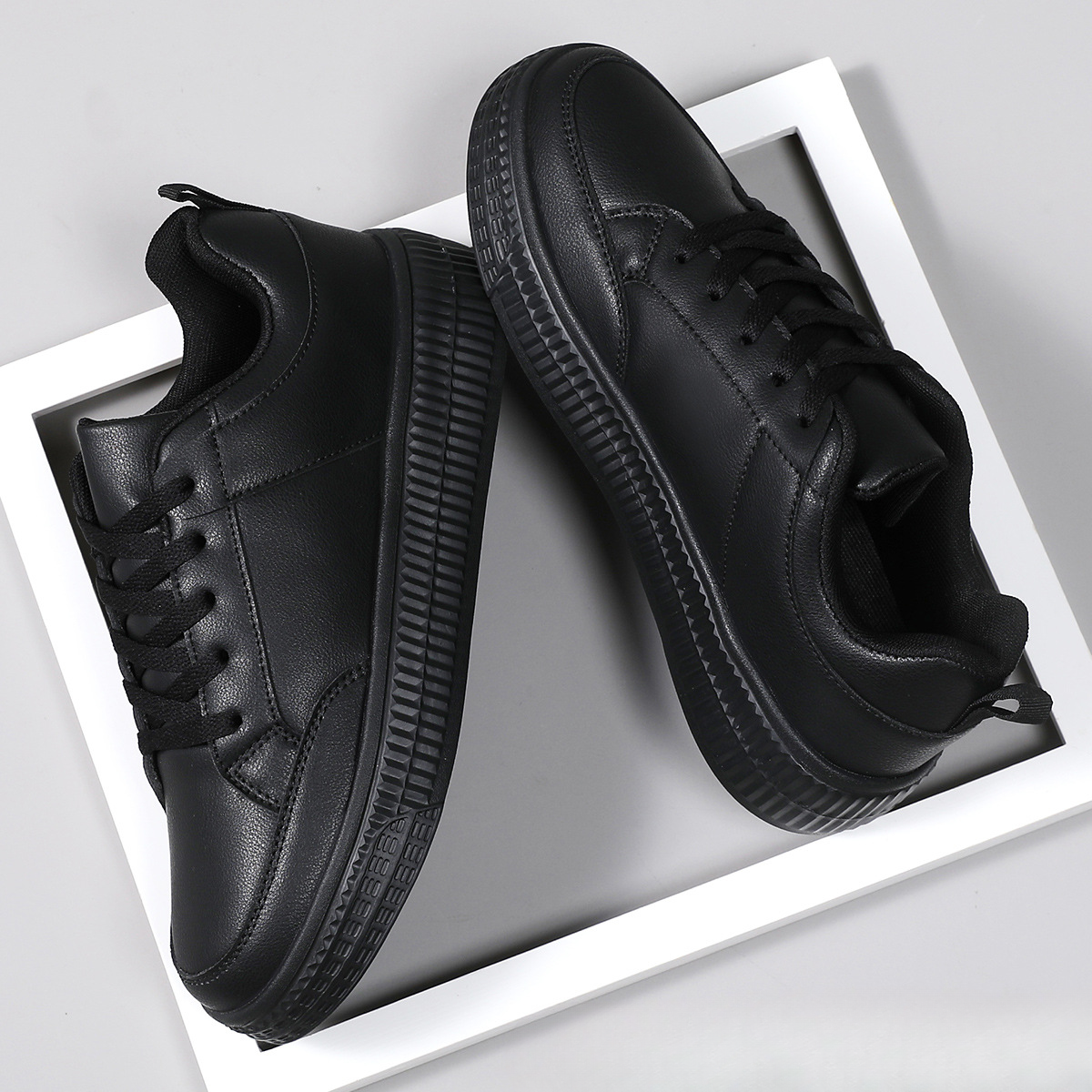 Easton Leather Sneakers