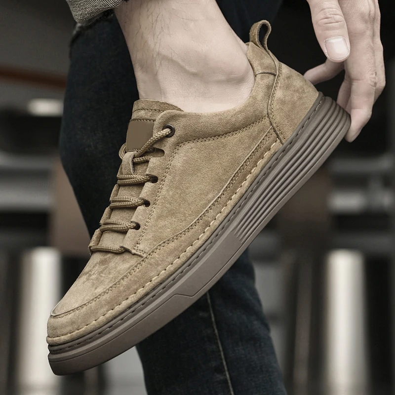 Giovanni Classic Suede Sneakers