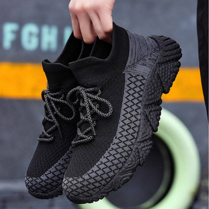 Tempo Lite Sneakers