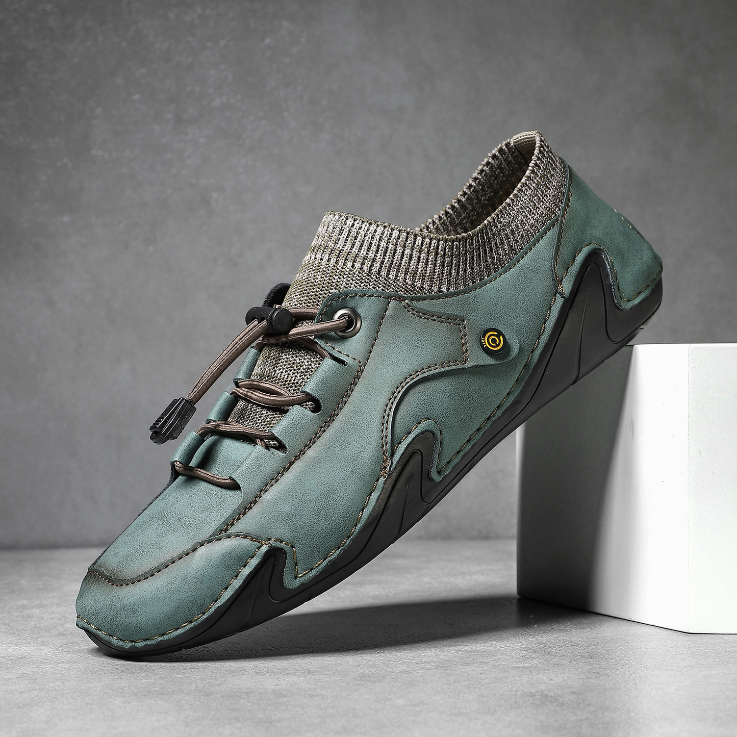 Hawthorn Leather Walking Shoes