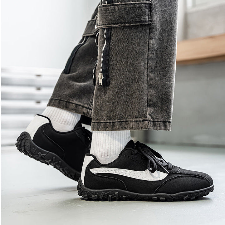 Nova Retro Sneakers