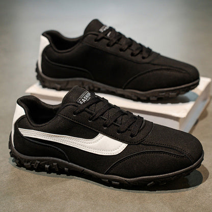 Nova Retro Sneakers