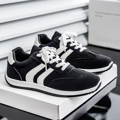 Nova Retro Sneakers