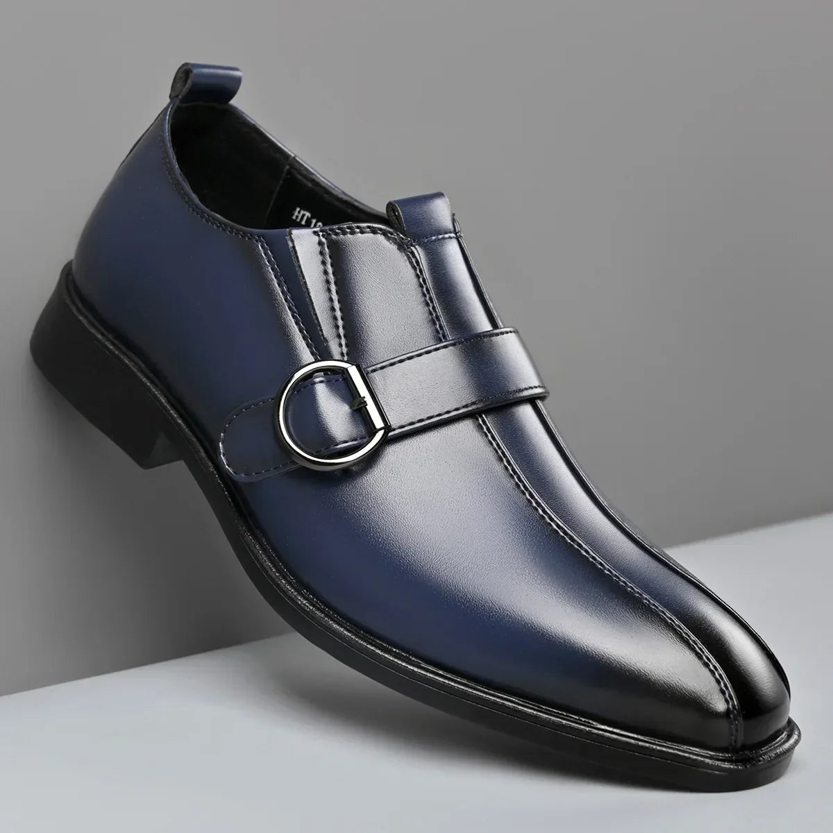 Veneto Leather Loafer